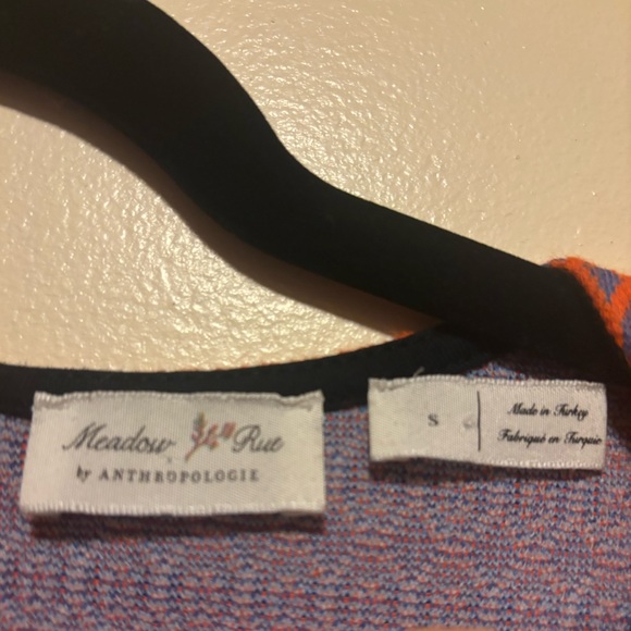 Floral Meadow Rue Top - Picture 2 of 3